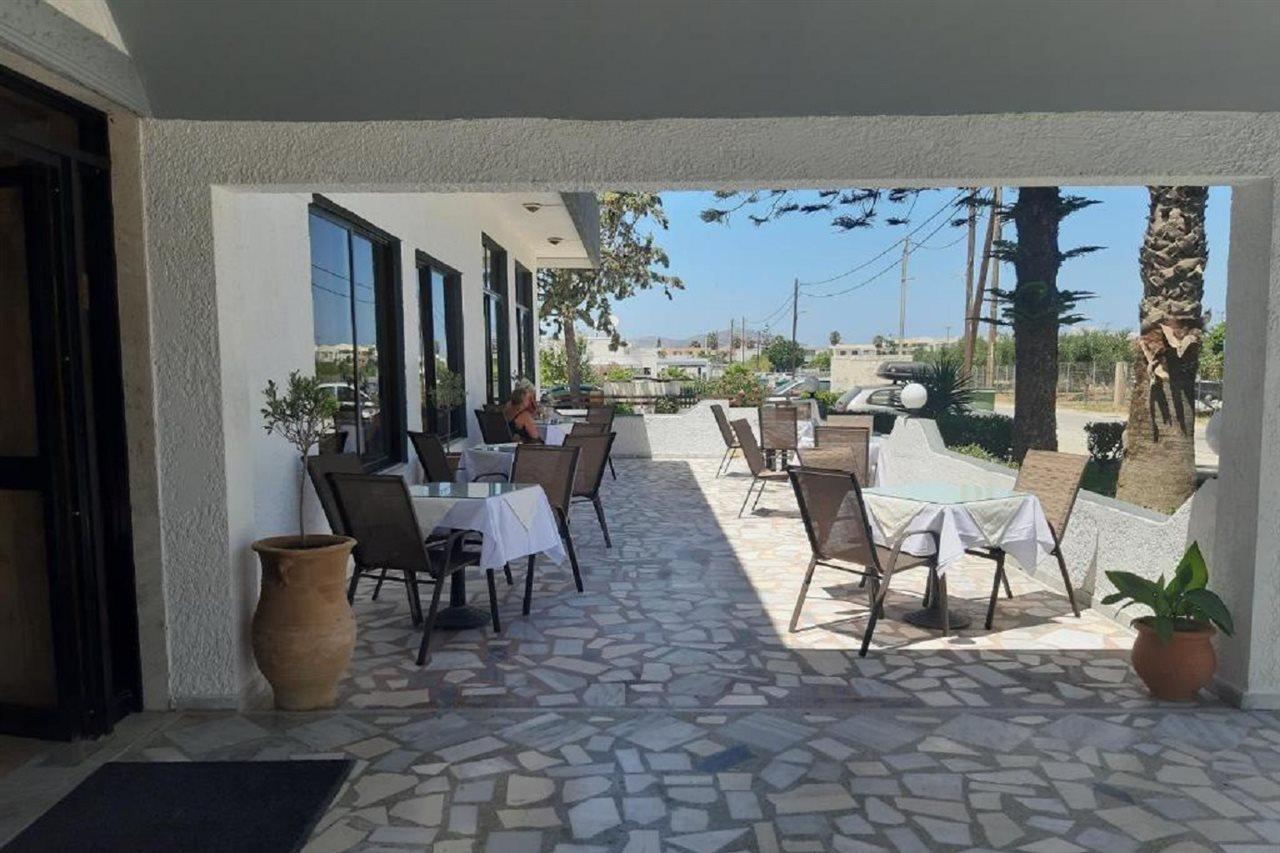 Aegean Pearl Hotel ตีกากี ภายนอก รูปภาพ